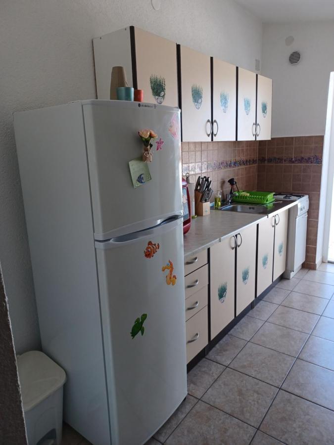 Apartmani Jakovljevic Murter Exterior foto